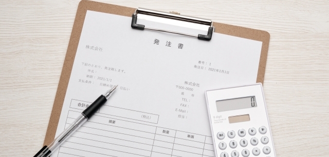 発注書とは？記載事項や送付・保存方法、業務効率化のポイントを解説